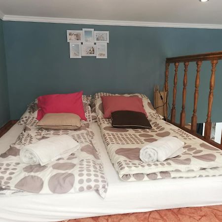 Galeria Apartman Сегед Экстерьер фото